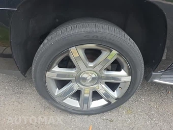 2018 Cadillac Escalade ESV Luxury 1SB - miniatura 10