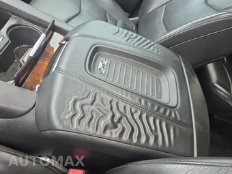 2018 Cadillac Escalade ESV Luxury 1SB - miniatura 26