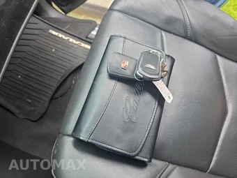 2018 Cadillac Escalade ESV Luxury 1SB - miniatura 29