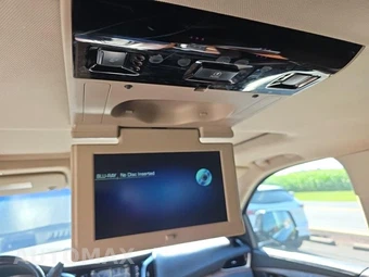 2018 Cadillac Escalade ESV Luxury 1SB - miniatura 27