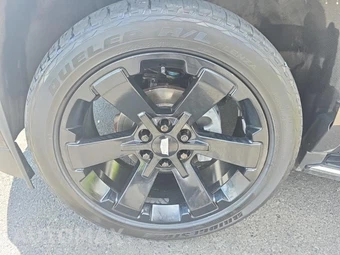 2018 Cadillac Escalade ESV Luxury 1SB - miniatura 8