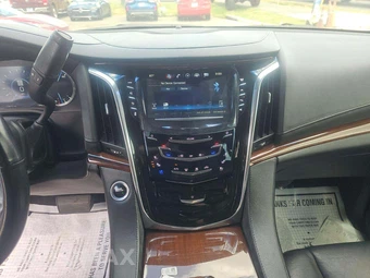 2018 Cadillac Escalade Luxury 1SB - miniatura 10
