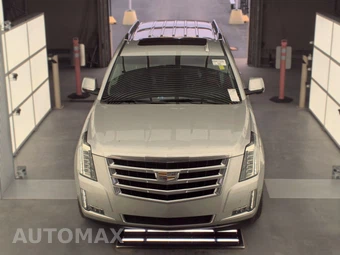 2018 Cadillac Escalade Luxury 1SB - miniatura 2
