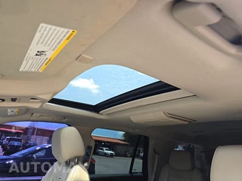 2018 Cadillac Escalade Luxury 1SB - miniatura 19