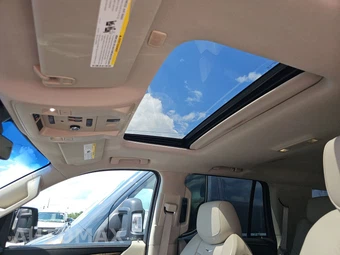 2018 Cadillac Escalade Luxury 1SB - miniatura 18