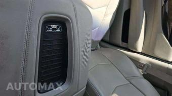 2018 Cadillac Escalade Luxury 1SB - miniatura 21