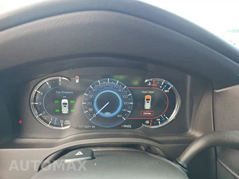 2018 Cadillac Escalade Luxury 1SB - miniatura 12