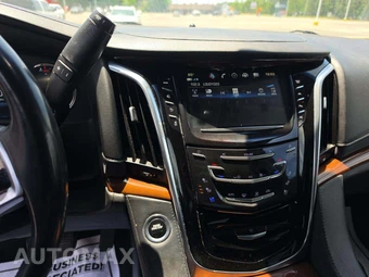 2018 Cadillac Escalade Luxury 1SB - miniatura 7
