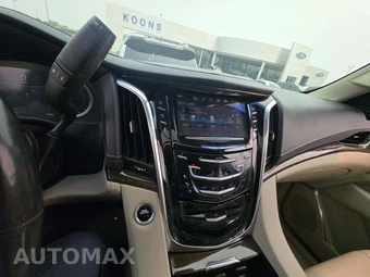 2018 Cadillac Escalade Premium Luxury 1SC - miniatura 10