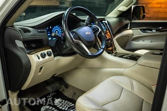 2018 Cadillac Escalade Premium Luxury 1SC - miniatura 9