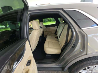2018 Cadillac XT5 1SA – miniatura 10