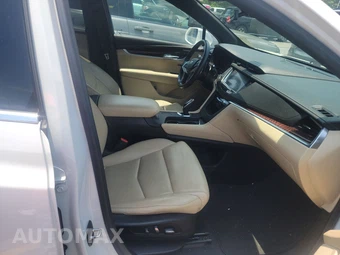 2018 Cadillac XT5 Luxury 1SC - miniatura 8