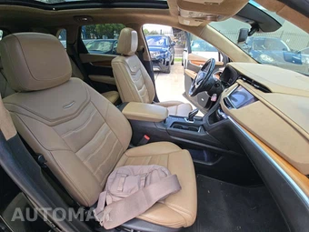 2018 Cadillac XT5 Platinum 1SH – miniatura 15