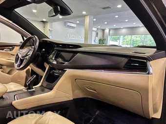 2018 Cadillac XT5 Premium Luxury 1SE - miniatura 10
