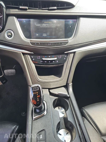 2018 Cadillac XT5 Premium Luxury 1SE - miniatura 11