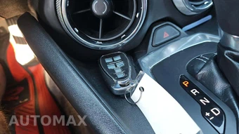 2018 Chevrolet Camaro 1LT Convertible - miniatura 18