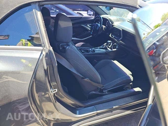 2018 Chevrolet Camaro 1LT Convertible - miniatura 17