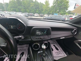 2018 Chevrolet Camaro 1LT Coupe – miniatura 10