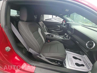 2018 Chevrolet Camaro 1LT Coupe – miniatura 18