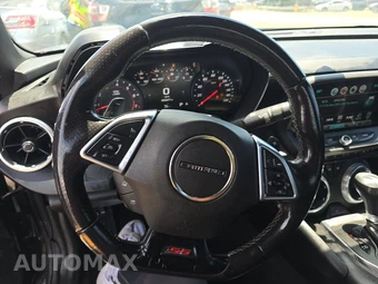 2018 Chevrolet Camaro 1SS Coupe – miniatura 10