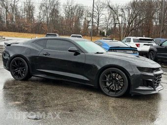2018 Chevrolet Camaro ZL1 Coupe - miniatura 17