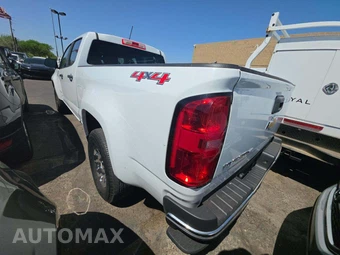 2018 Chevrolet Colorado WT Crew Cab Long Bed 4WT - miniatura 2