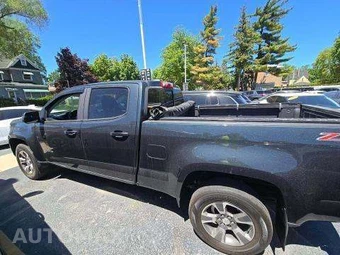 2018 Chevrolet Colorado Z71 Crew Cab Long Bed 4Z7 - miniatura 2