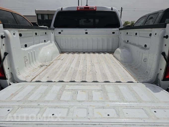 2018 Chevrolet Colorado Z71 Crew Cab Medium Bed 2Z7 - miniatura 14