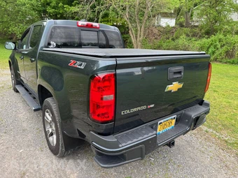 2018 Chevrolet Colorado Z71 Crew Cab Medium Bed 4Z7 - miniatura 11