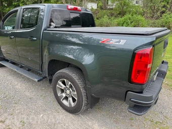 2018 Chevrolet Colorado Z71 Crew Cab Medium Bed 4Z7 - miniatura 12