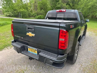 2018 Chevrolet Colorado Z71 Crew Cab Medium Bed 4Z7 - miniatura 9