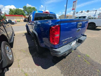2018 Chevrolet Colorado ZR2 Crew Cab Medium Bed 4ZR - miniatura 2
