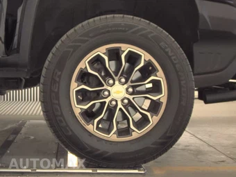 2018 Chevrolet Colorado ZR2 Crew Cab Medium Bed 4ZR - miniatura 10