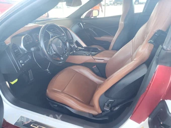 2018 Chevrolet Corvette Stingray Convertible 2LT - miniatura 7