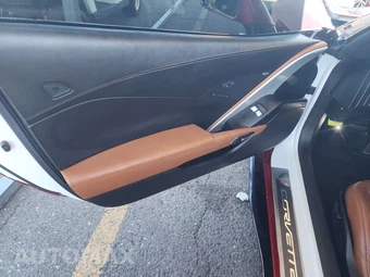 2018 Chevrolet Corvette Stingray Convertible 2LT - miniatura 9