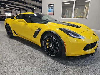 2018 Chevrolet Corvette Z06 Coupe 3LZ - miniatura 3
