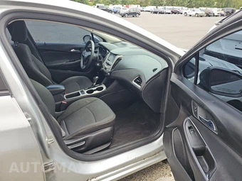 2018 Chevrolet Cruze LS Sedan 1SB - miniatura 8