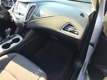 2018 Chevrolet Cruze LS Sedan 1SB - miniatura 19