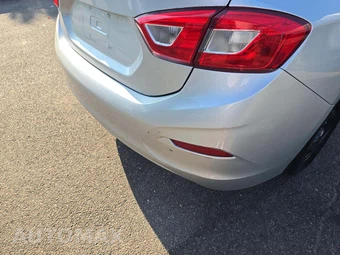 2018 Chevrolet Cruze LS Sedan 1SB - miniatura 27