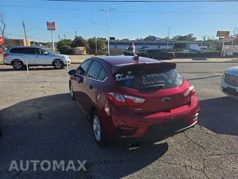 2018 Chevrolet Cruze LT Hatchback 1SC - miniatura 2