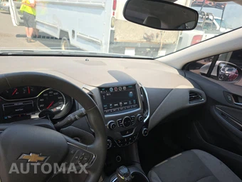 2018 Chevrolet Cruze LT Hatchback 1SD - miniatura 11