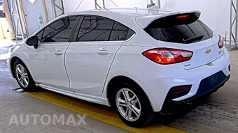 2018 Chevrolet Cruze LT Hatchback 1SD - miniatura 6