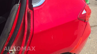 2018 Chevrolet Cruze LT Hatchback 1SD - miniatura 24