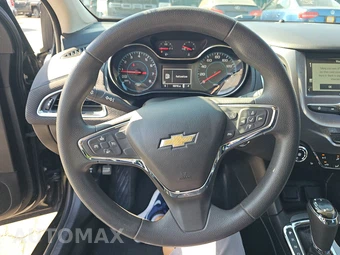 2018 Chevrolet Cruze LT Hatchback 1SD - miniatura 10