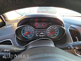 2018 Chevrolet Cruze LT Sedan 1SD - miniatura 12
