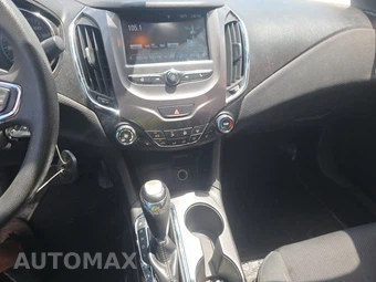 2018 Chevrolet Cruze LT Sedan 1SD - miniatura 11