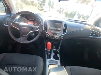 2018 Chevrolet Cruze LT Sedan 1SD - miniatura 38