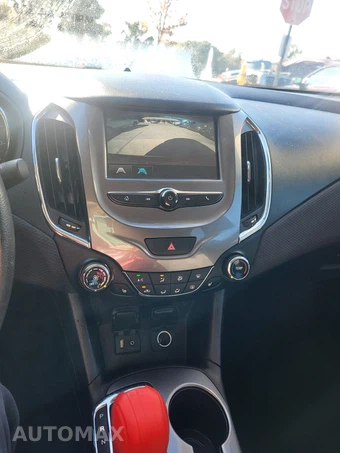 2018 Chevrolet Cruze LT Sedan 1SD - miniatura 56