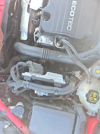 2018 Chevrolet Cruze LT Sedan 1SD - miniatura 30