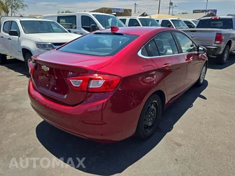 2018 Chevrolet Cruze LT Sedan 1SD - miniatura 3